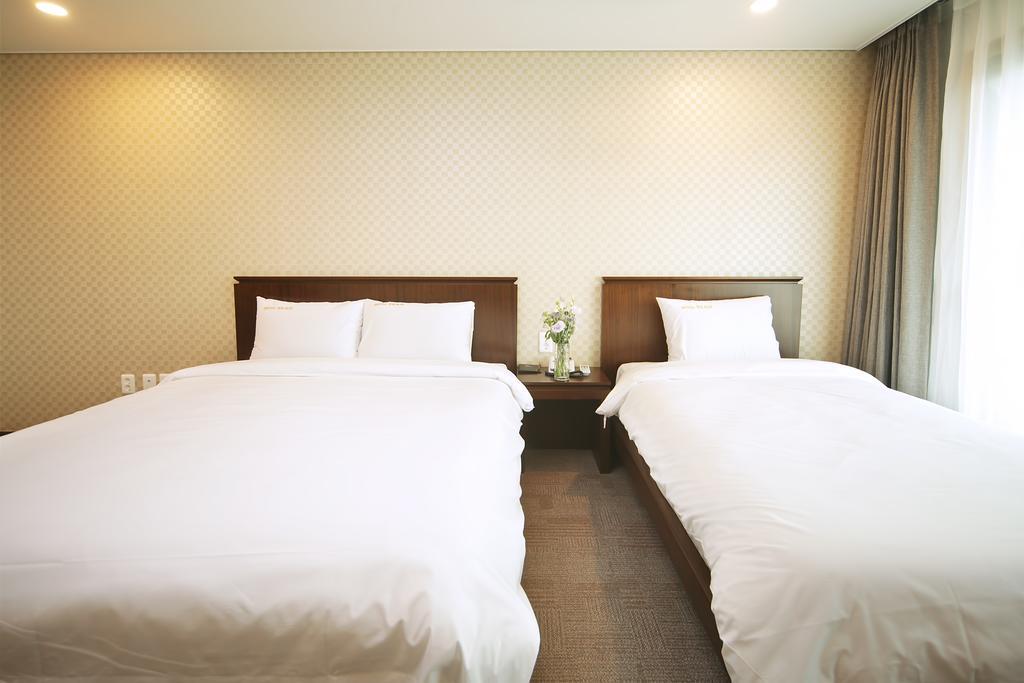 Sea View Hotel Jeju by Rom bilde