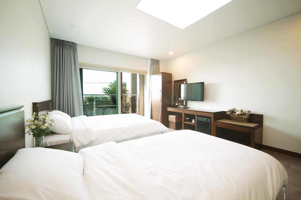 Sea View Hotel Jeju by Rom bilde